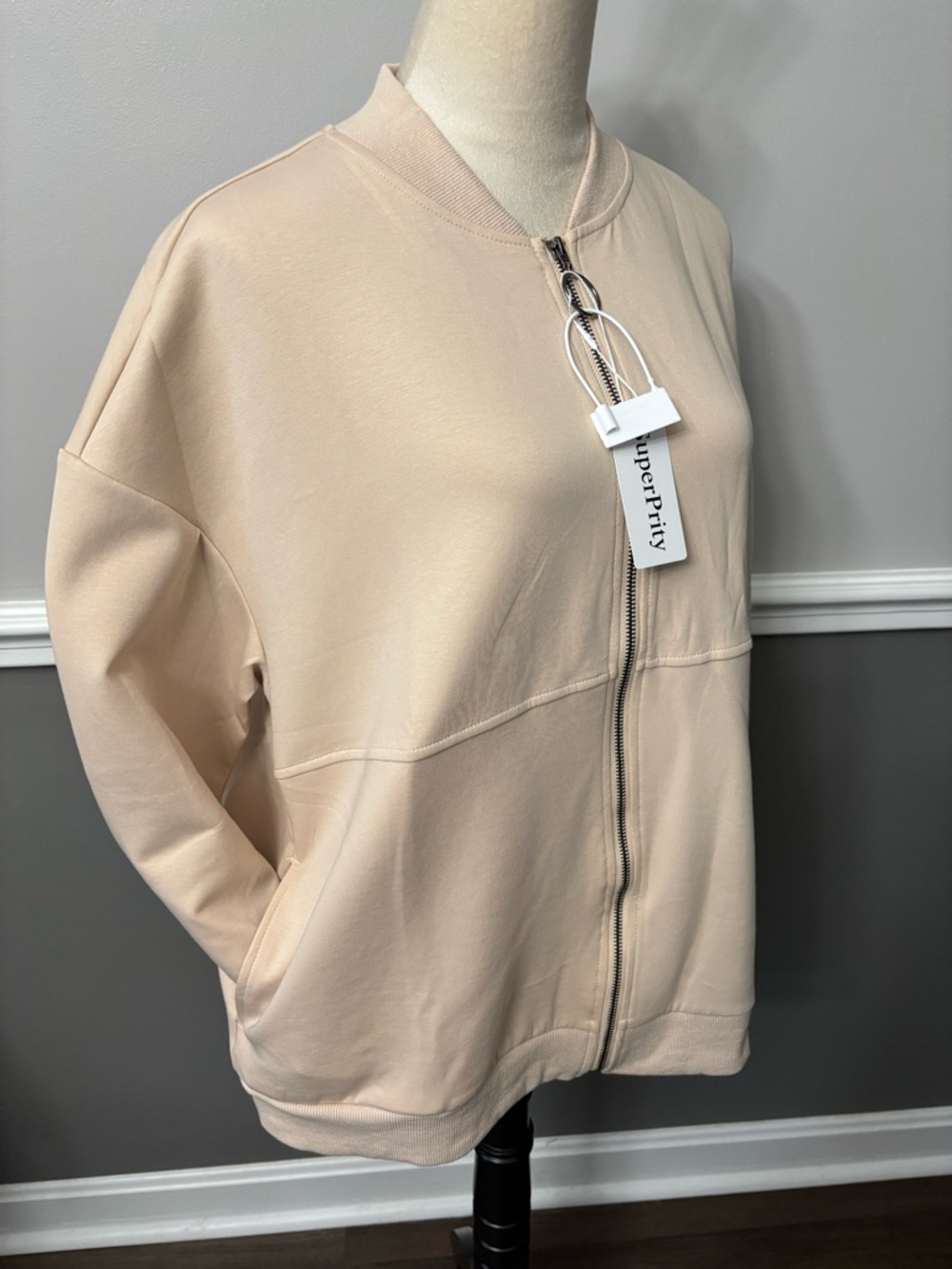 Superprity Light Beige Zip-Up Bomber Jacket